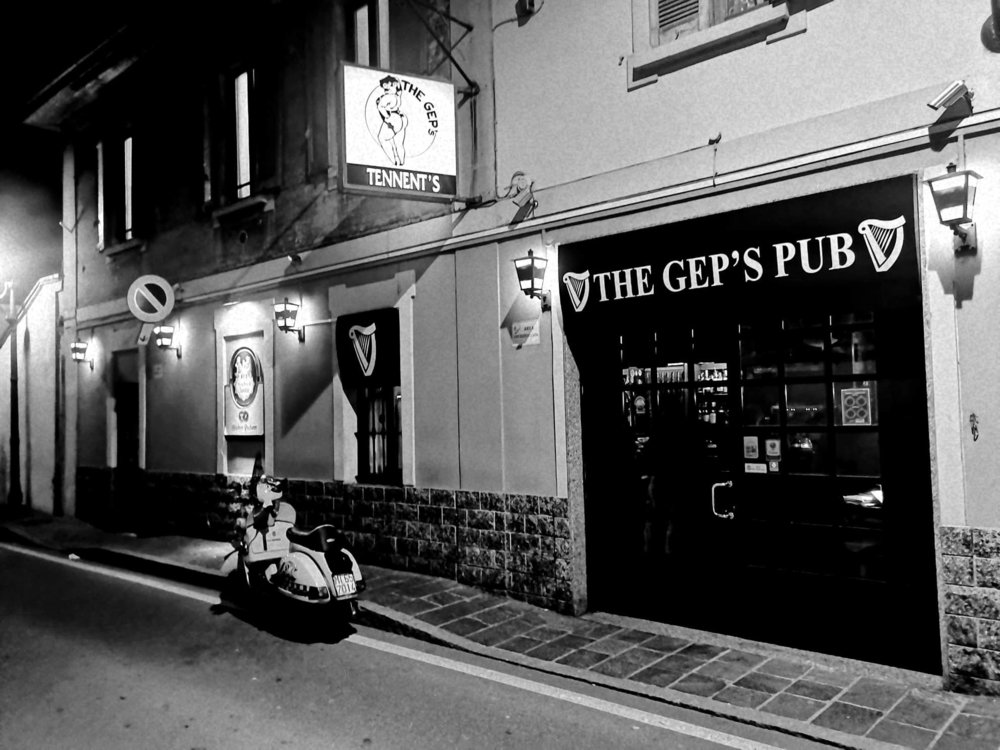 Vespa The Gep's.jpg